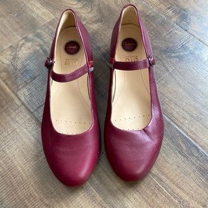 Red flats, UK size 6.5 converts to US 8.5